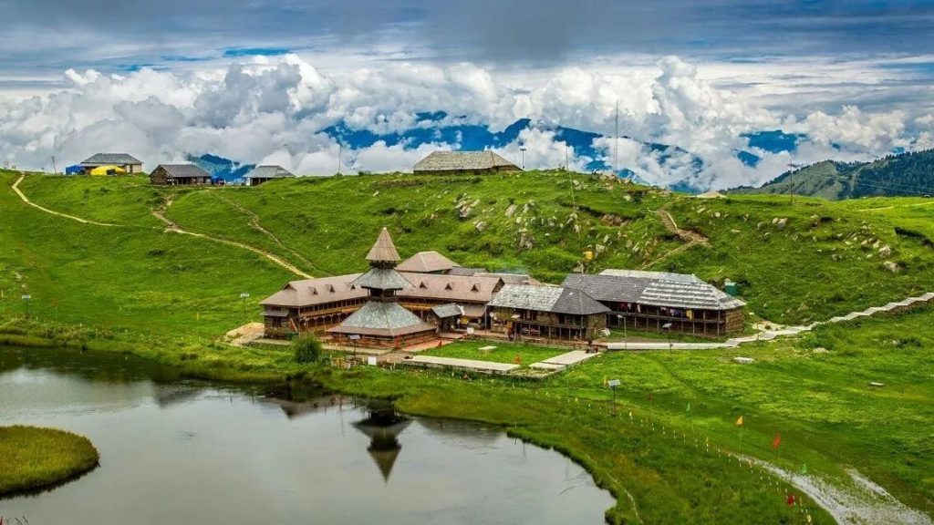 Prashar Lake Trek