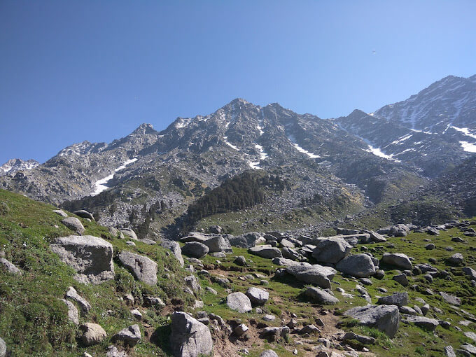 Lahesh Cave